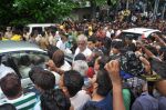 at Rajesh Khanna_s Funeral in Mumbai on 19th July 2012 (148).JPG